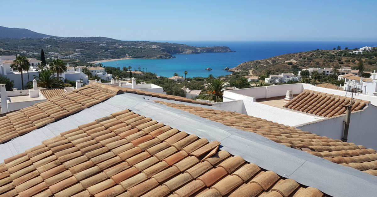 découvrez nos conseils pratiques pour choisir la toiture idéale sur la côte d'azur, alliant esthétique, durabilité et adaptation au climat méditerranéen.